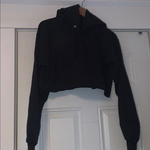 Cropped hoodie